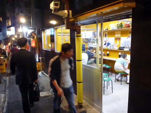 新宿西口思い出横丁　つるかめ食堂